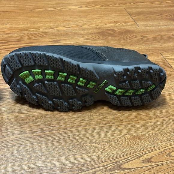 L. L. Bean Storm Chaser Slip on Snow Boots Black - Picture 6 of 7